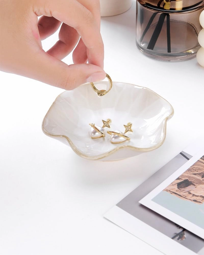 2PCS Lotus Leaf Shape Ring Holder Dish, Small Key Bowl, Ceramic Trinket Tray Jewelry Dish Organizing Necklace Earrings for Mom Friend Sister, All Jewelries Are NOT Included.White Crystal Green.