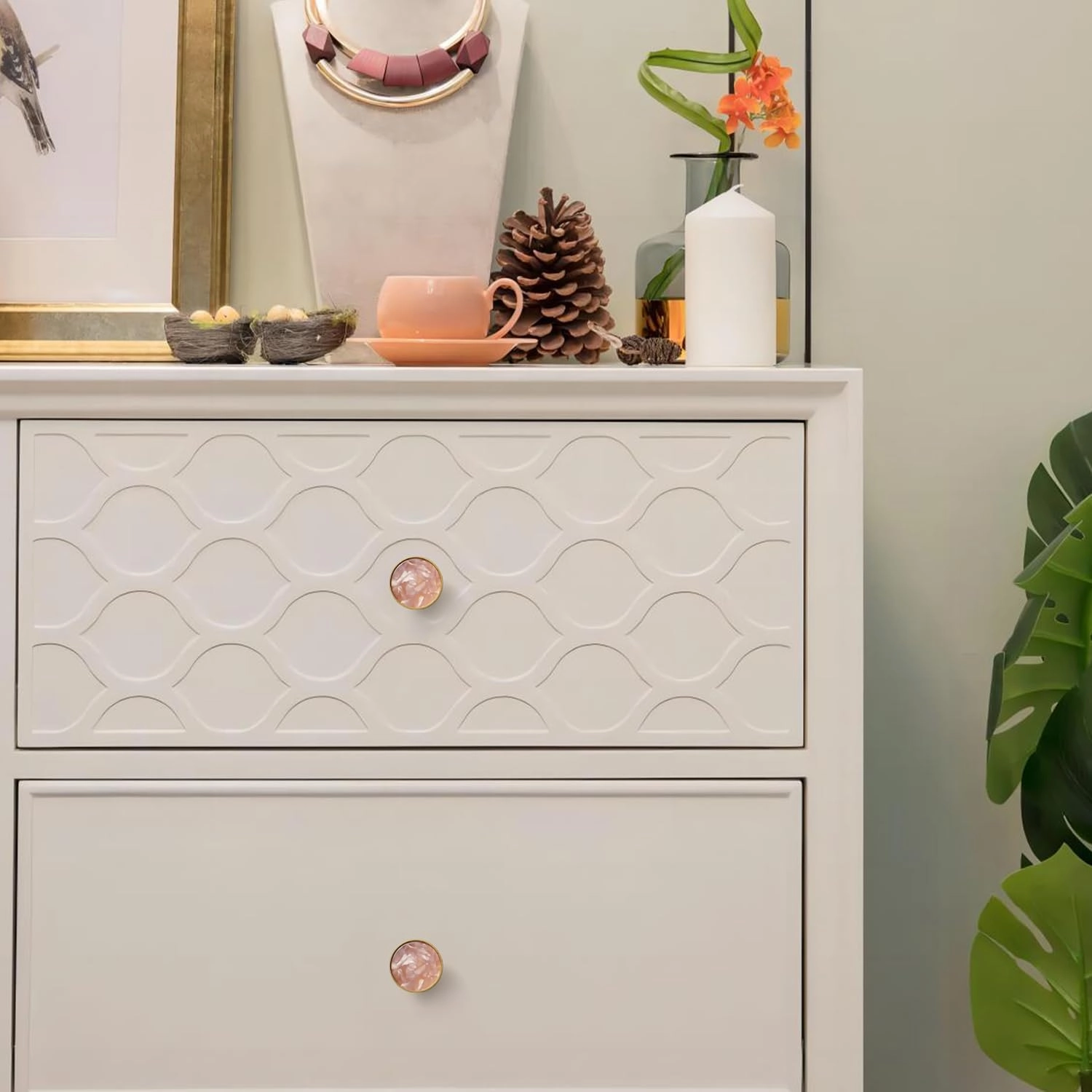 4 Pack 1-1/3 Inch Natural Shells Cabinet Knobs Pulls Drawer Knobs Hanging Hooks Brass Furniture Dresser Kitchen Hardware Pulls Knobs Handle, Abalone Shell, M