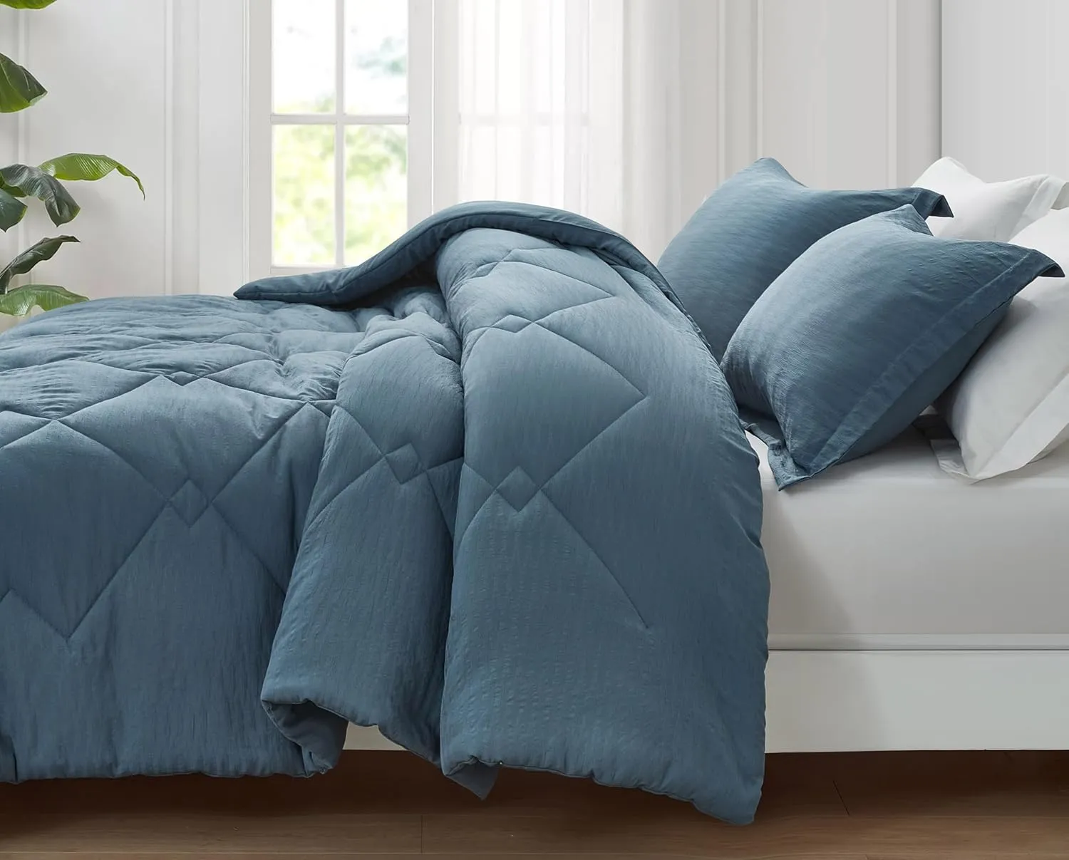 Chezmoi Collection Hugo 3-Piece Textured Thin Comforter Set - Lightweight Woven Design - Soft Microfiber Bedding for All Season, Full, Blue