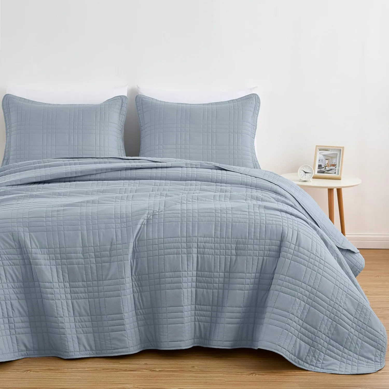 Chezmoi Collection Kingston Queen Size Bedspread Set, 3-Piece Cool Gray Oversized Quilted Microfiber Lightweight Bedspread Coverlet (100"x106") for All Seasons