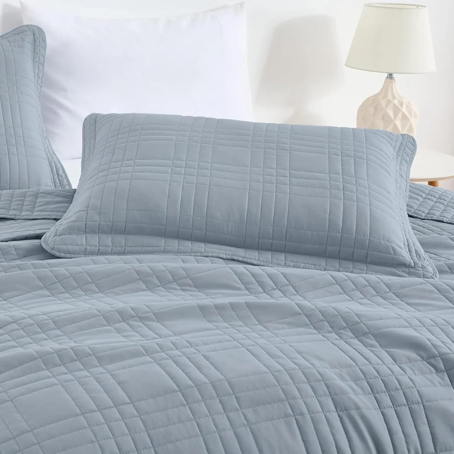 Chezmoi Collection Kingston Queen Size Bedspread Set, 3-Piece Cool Gray Oversized Quilted Microfiber Lightweight Bedspread Coverlet (100"x106") for All Seasons