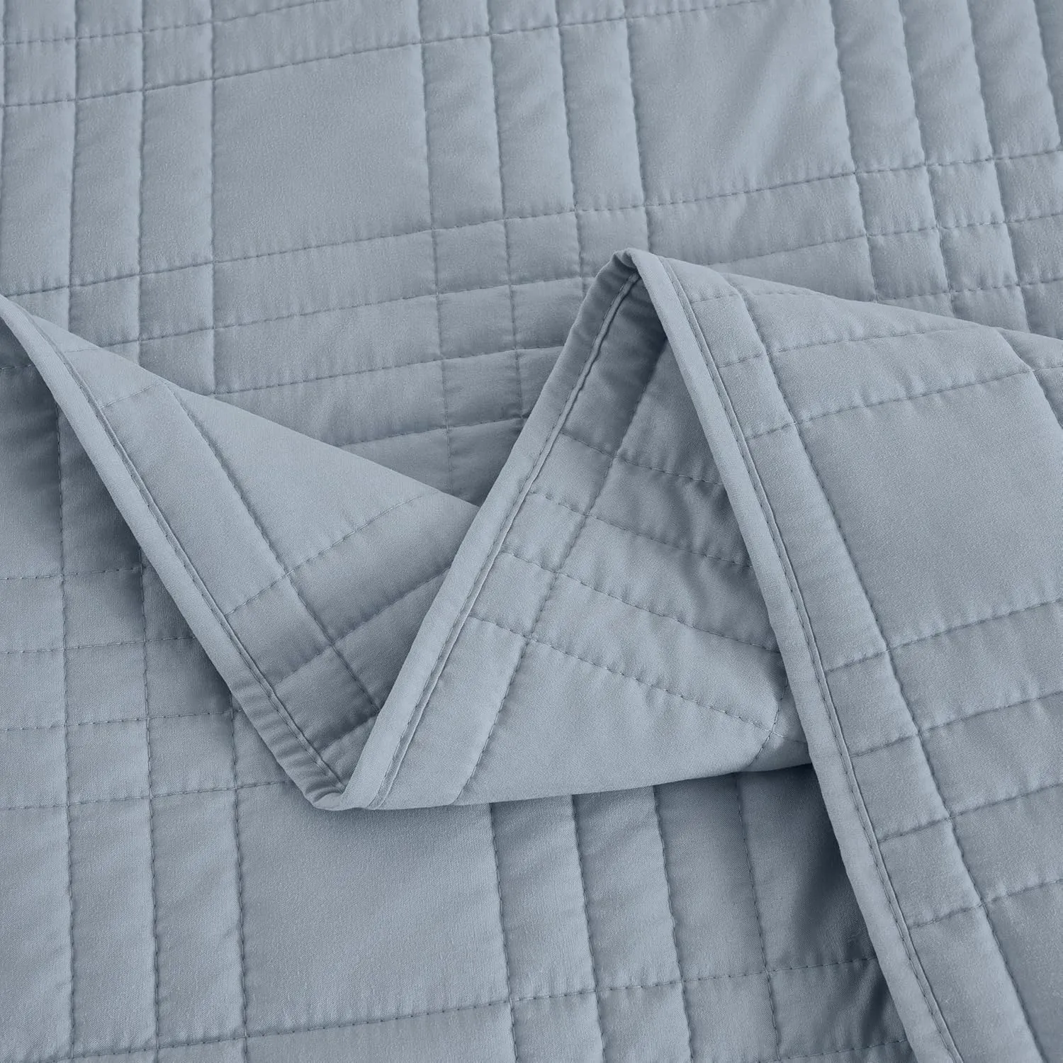 Chezmoi Collection Kingston Queen Size Bedspread Set, 3-Piece Cool Gray Oversized Quilted Microfiber Lightweight Bedspread Coverlet (100"x106") for All Seasons