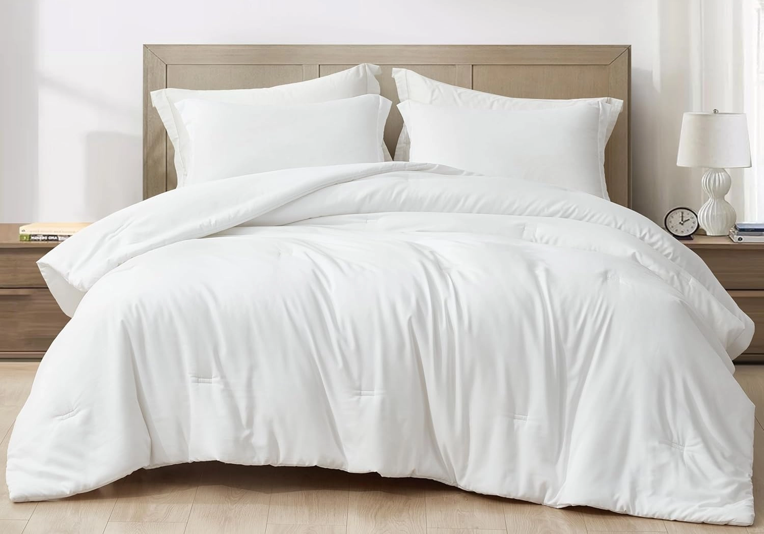 Chezmoi Collection Cliff 3-Piece Lightweight Cooling Comforter Set, Oversized King - Rayon Derived from Bamboo & Polyester Blended, Soft Breathable Bedding for Hot Sleepers, White