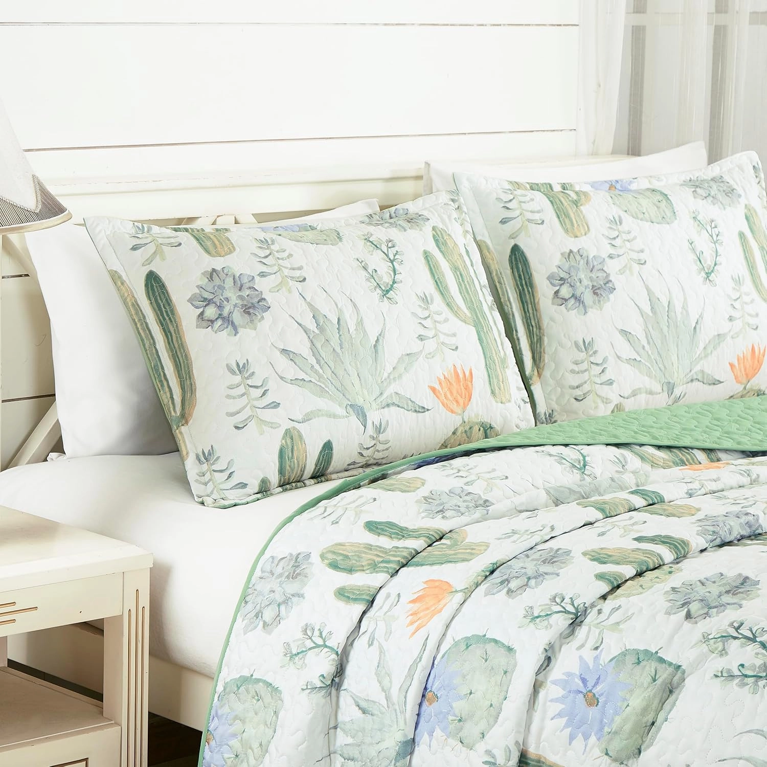 Chezmoi Collection Gregory 3-Piece Southwestern Serene Desert Quilt Set - Green Blue Cactus Succulent Plant Printed Microfiber Lightweight Quilted Bedspread Set, Queen (100" x 95")