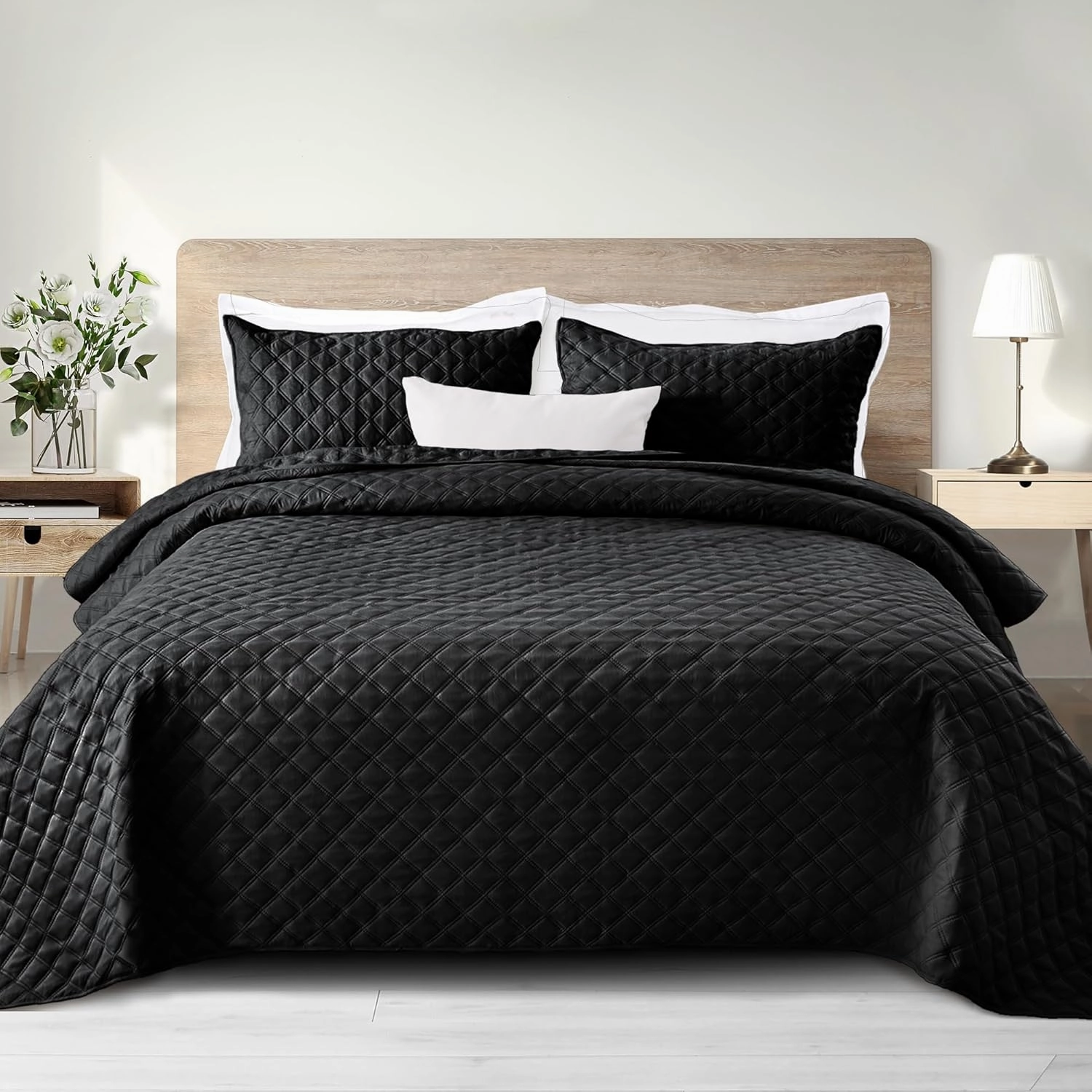 Exclusivo Mezcla Soft Quilt Set Queen Full Size, 3 Pieces Lightweight Quilts Black Bedspreads Coverlets Bedding Set for All Seasons, Grid Pattern