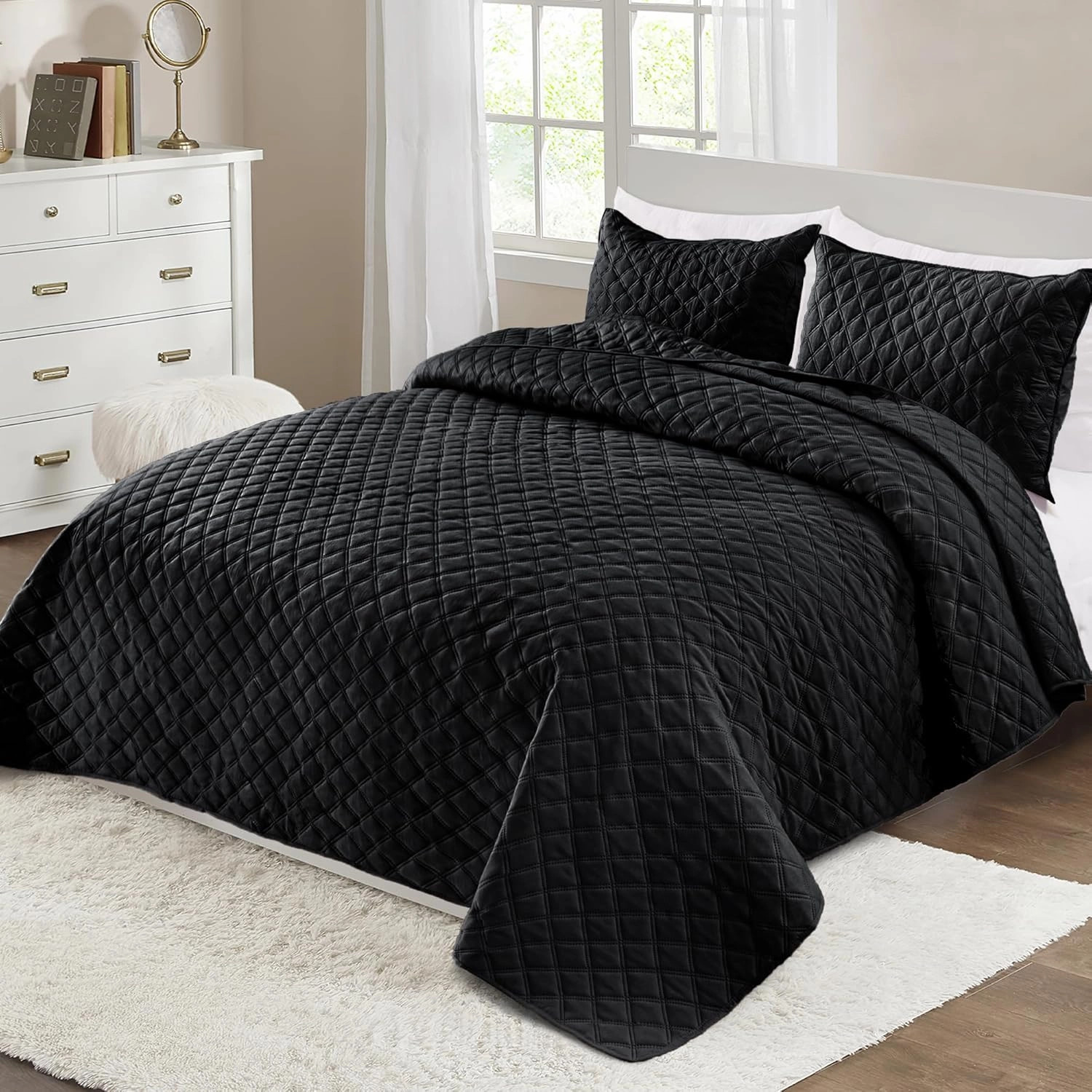 Exclusivo Mezcla Soft Quilt Set Queen Full Size, 3 Pieces Lightweight Quilts Black Bedspreads Coverlets Bedding Set for All Seasons, Grid Pattern