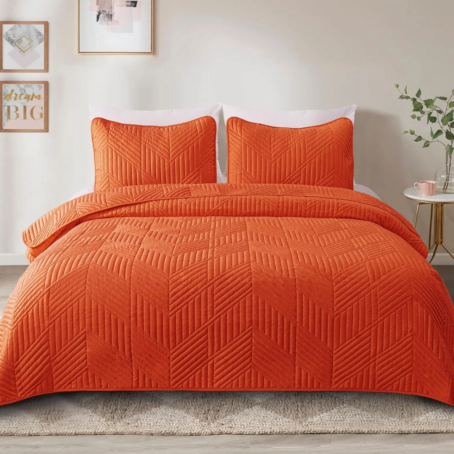 Exclusivo Mezcla Ultrasonic Full Queen Quilt Bedding Set, Lightweight Burnt Orange Bedspreads Soft Modern Geometric Coverlet Set for All Seasons (1 Quilt and 2 Pillow Shams)