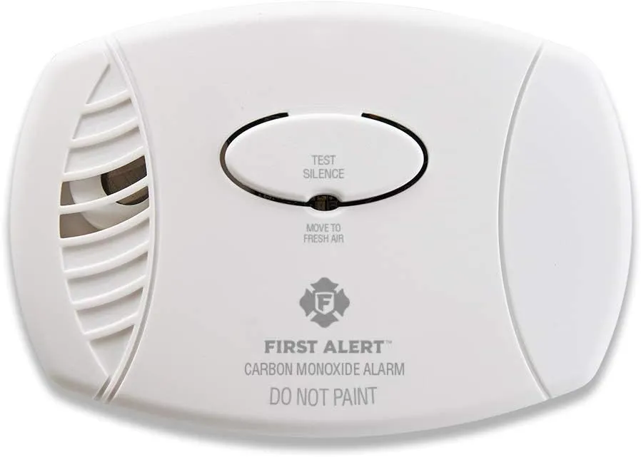 First Alert CO400 Carbon Monoxide (CO) Detector, Battery Operated Alarm, 1-Pack