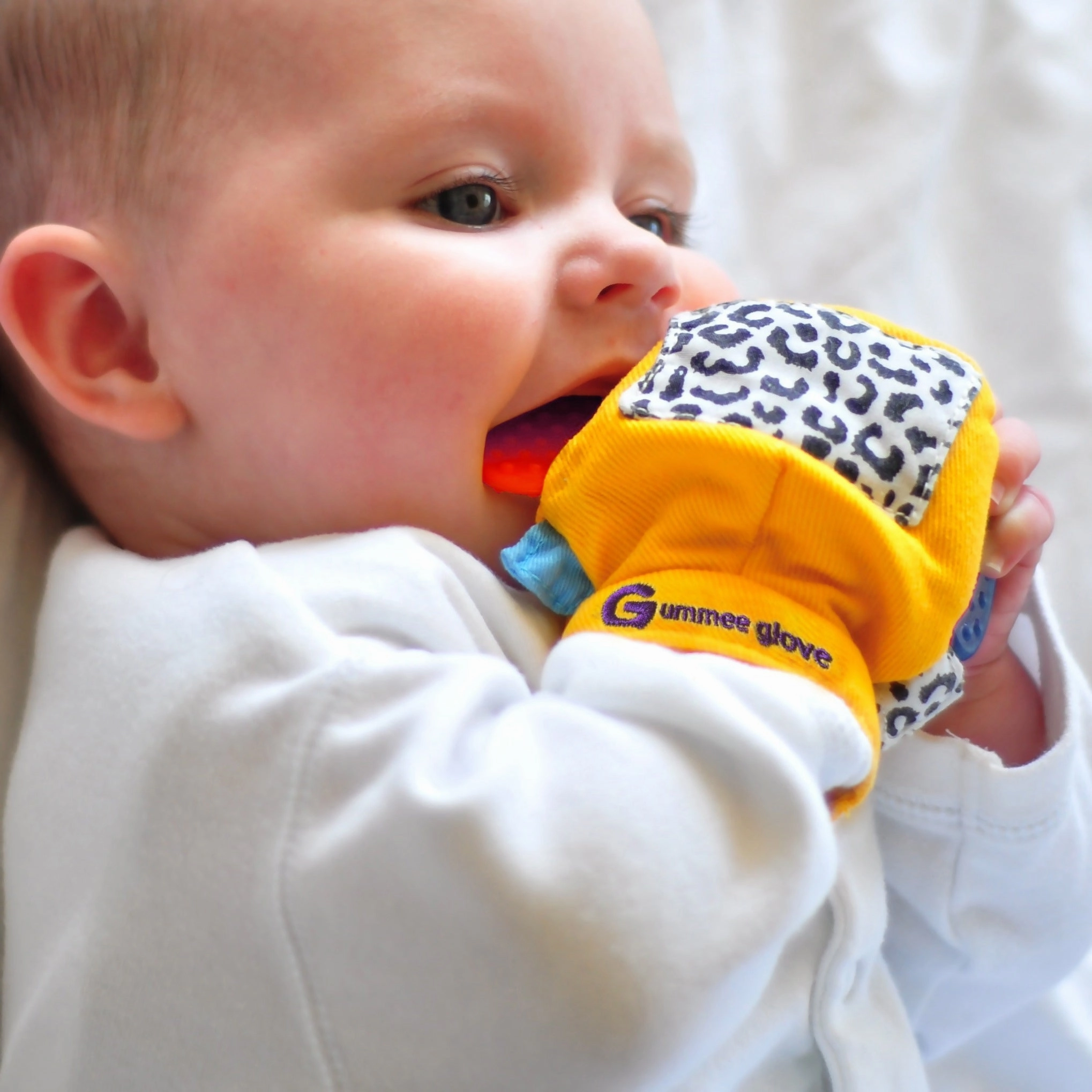 Gummee Double Pack Teething Mitten Yellow and Pink