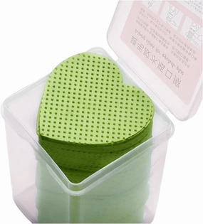 Heart Shape Nail Remover Wipes 200PCS – Lint-Free Non-Woven Pads for Gel Polish Removal, Eyelash Glue Wipe, Makeup Remover – Pink Disposable Nail Cleaning Pads for Manicure and Pedicure (Green Heart)