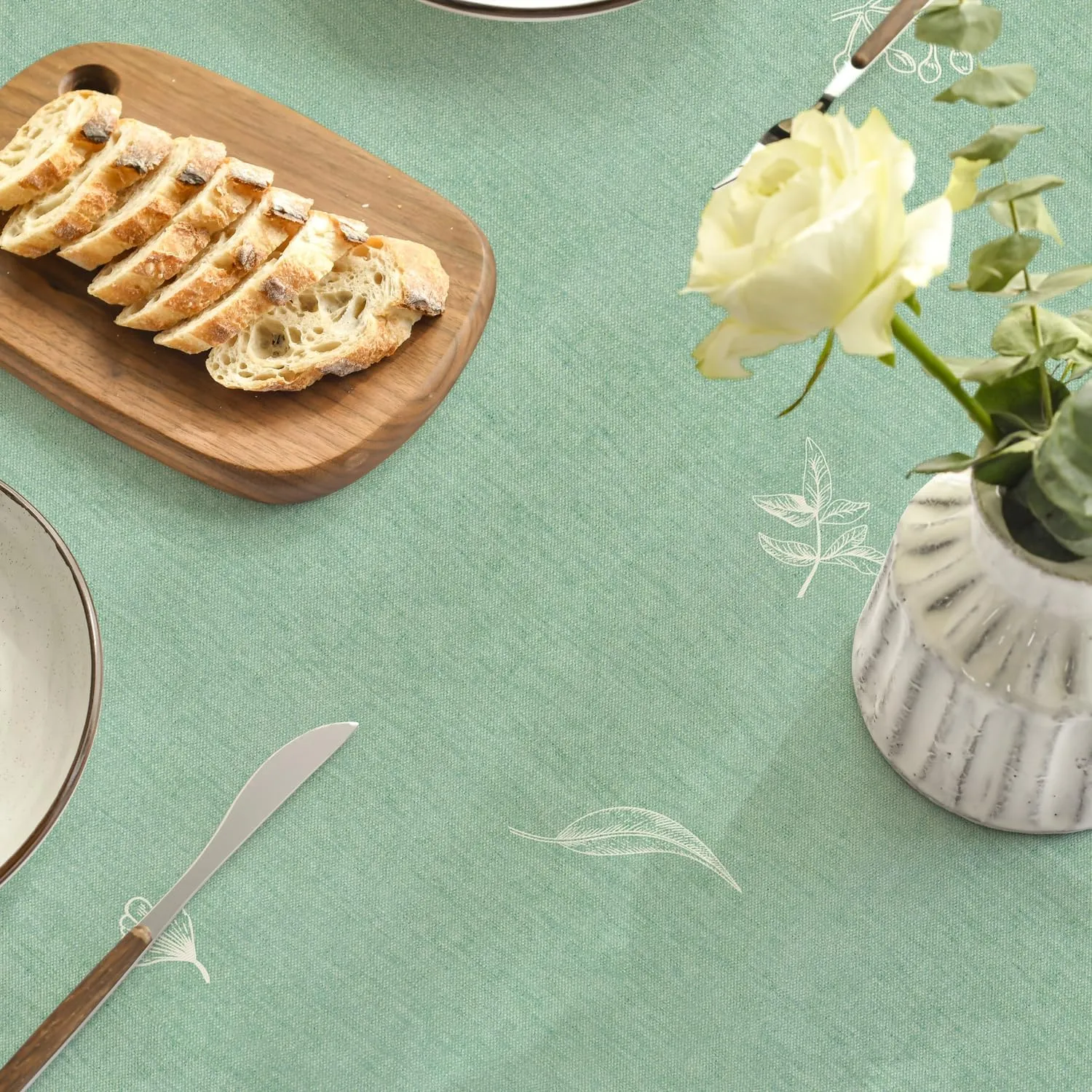 Horaldaily Spring Tablecloth 60×84 Inch Rectangular, White Ferns Sage Washable Seasonal Table Cover for Party Picnic Dinner Decor
