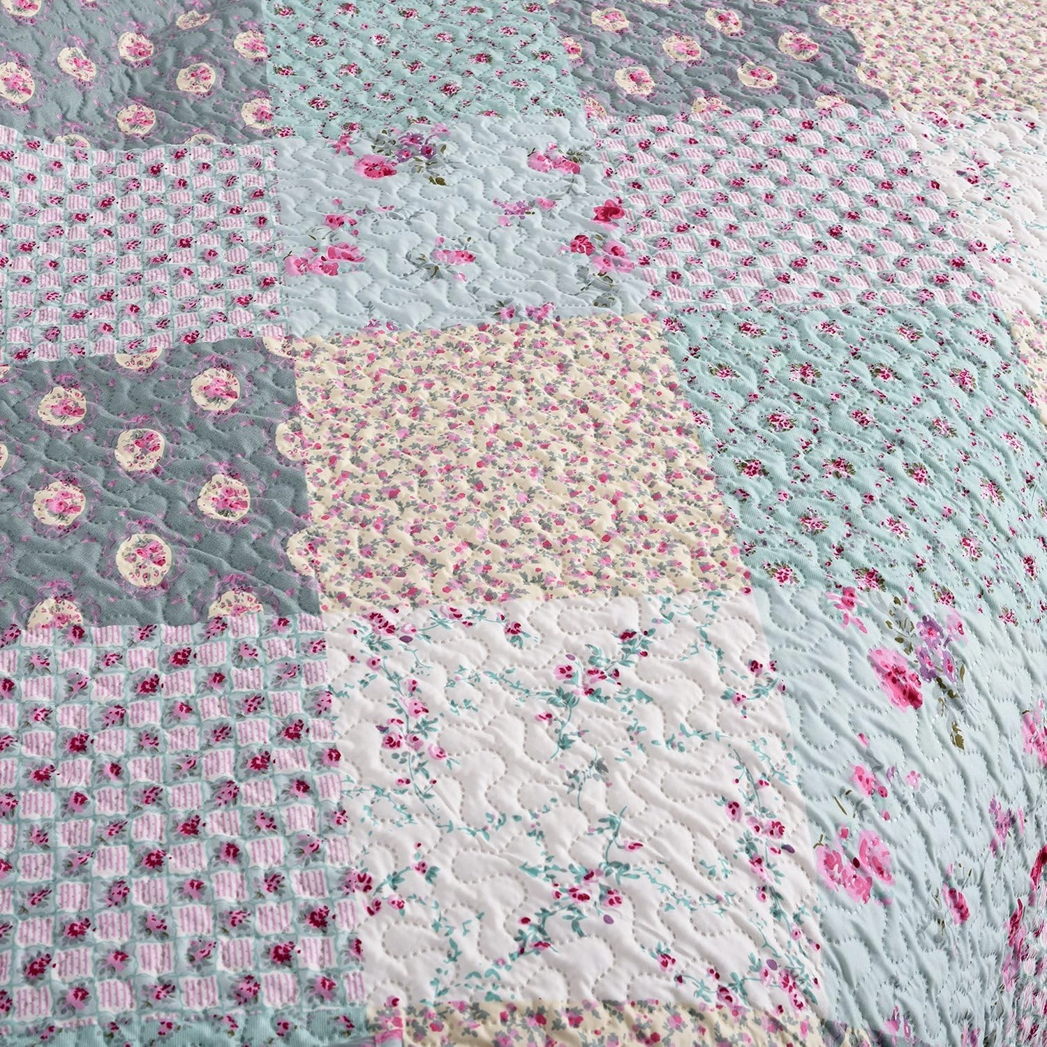 JML Quilt Set - King Size Quilt Sets with Shams - 3 Pieces - All Season Lightweight Soft Printed Pattern Bedding Bedspread Coverlet Set