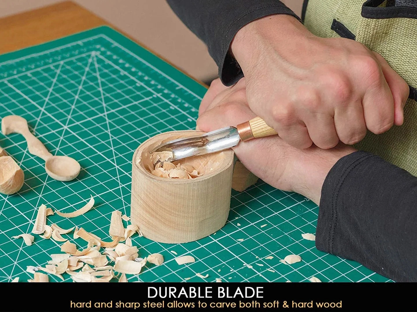 K8A/14 – Compact Short Bent Wood Carving Gouge (Sweep №8)