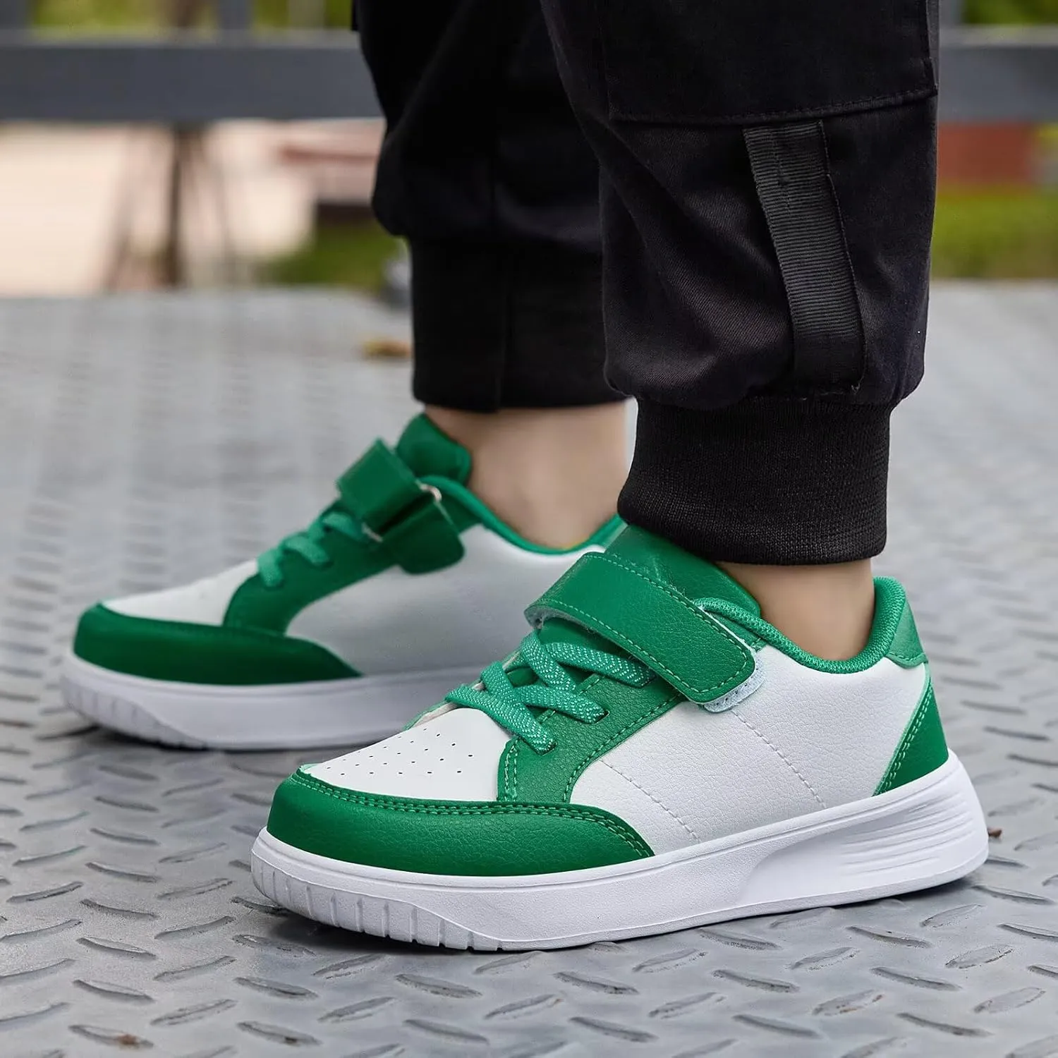 Kids Sneakers Boys Athletic Running Shoes Girls Lightweight Athletic Walking Jogging Sport Shoes
