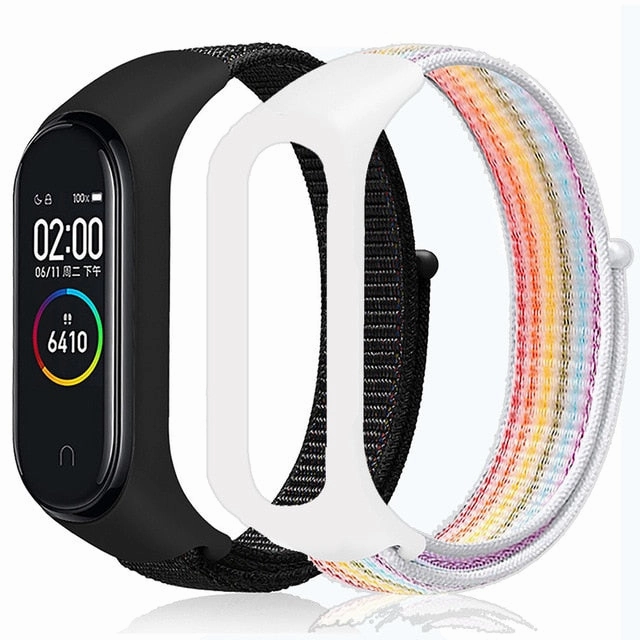 M4 Smart Fitness Watch with *** 1 x FREE DESIGNER STRAP ***