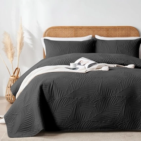 OARAGE Twin Quilt Bedding Set Soft Lightweight Black Bedspread with Leaf Pattern Ultrasonic Microfiber Bed Coverlet for All Season (1 Quilt,1 Sham)