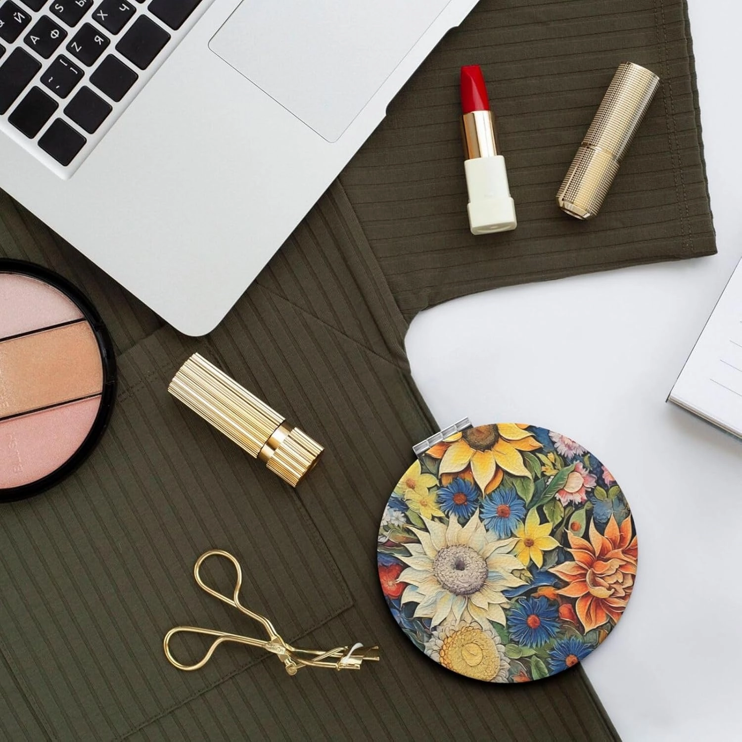 Oil on Canvas Sunflower Makeup Mirror Portable Folding Mini Mirror Double Sided Travel Makeup Mirror Round Shape Handheld Pocket Mirror