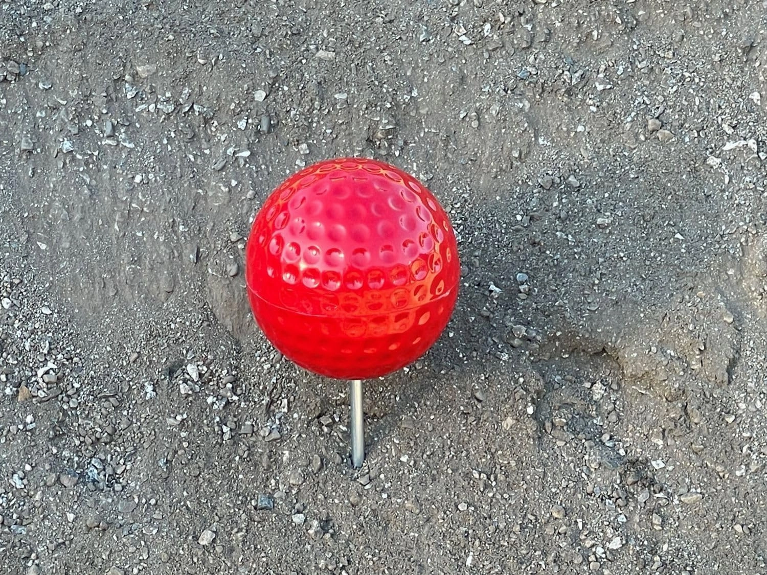 Sandbaggy Plastic Tee Markers for Golf Course (UV Resistant) - Steel Spike - Safety Caps Included