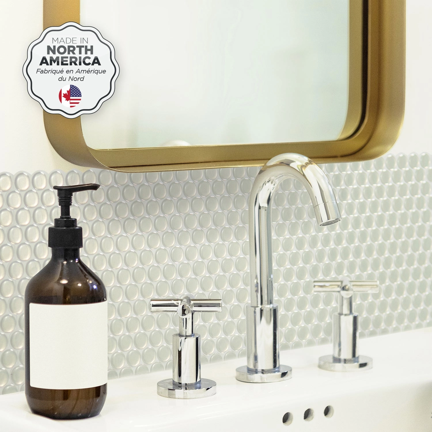 Smart Tiles Peel and Stick 4-Sheet 9 x 9 Backsplash - Penny Sergio|Dosseret Smart Tiles peler et coller 9 x 9, 4 feuilles - Penny Sergio