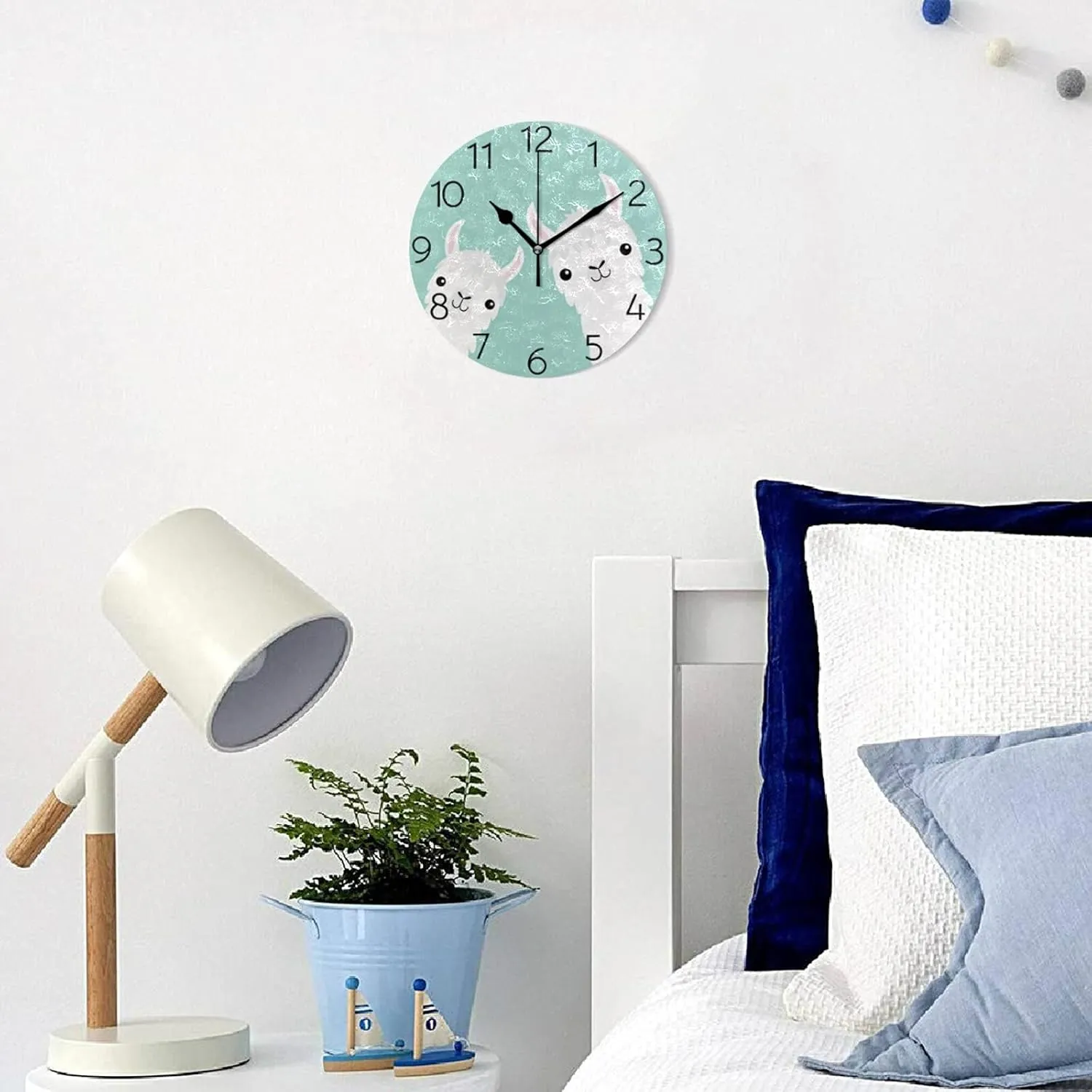 susiyo Animal Cute Llama Alpaca Wall Clock Silent Round Wall Clock Non Ticking Battery Operated Creative Decorative Clock for Kids Living Room Bedroom Office Kitchen Home Decor