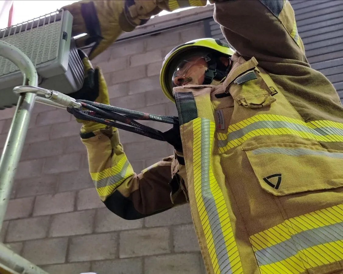 Texora Mamba Sling The SAFEST Lanyard. Developed for Rescue, Firefighters and Emergencies