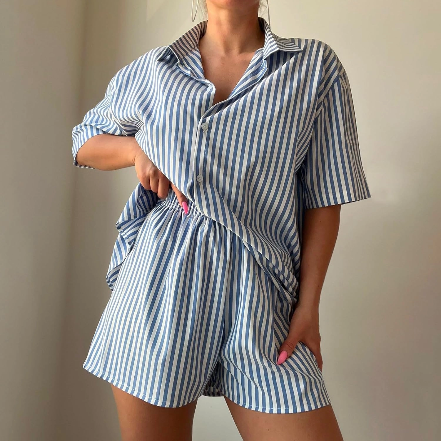 Two Piece Short Set for Women Matching Outfits Short Sleeve Top and Shorts Loungewear Lightweight Trendy Sweat Suits