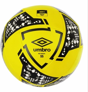Umbro Neo Swerve Soccer Ball