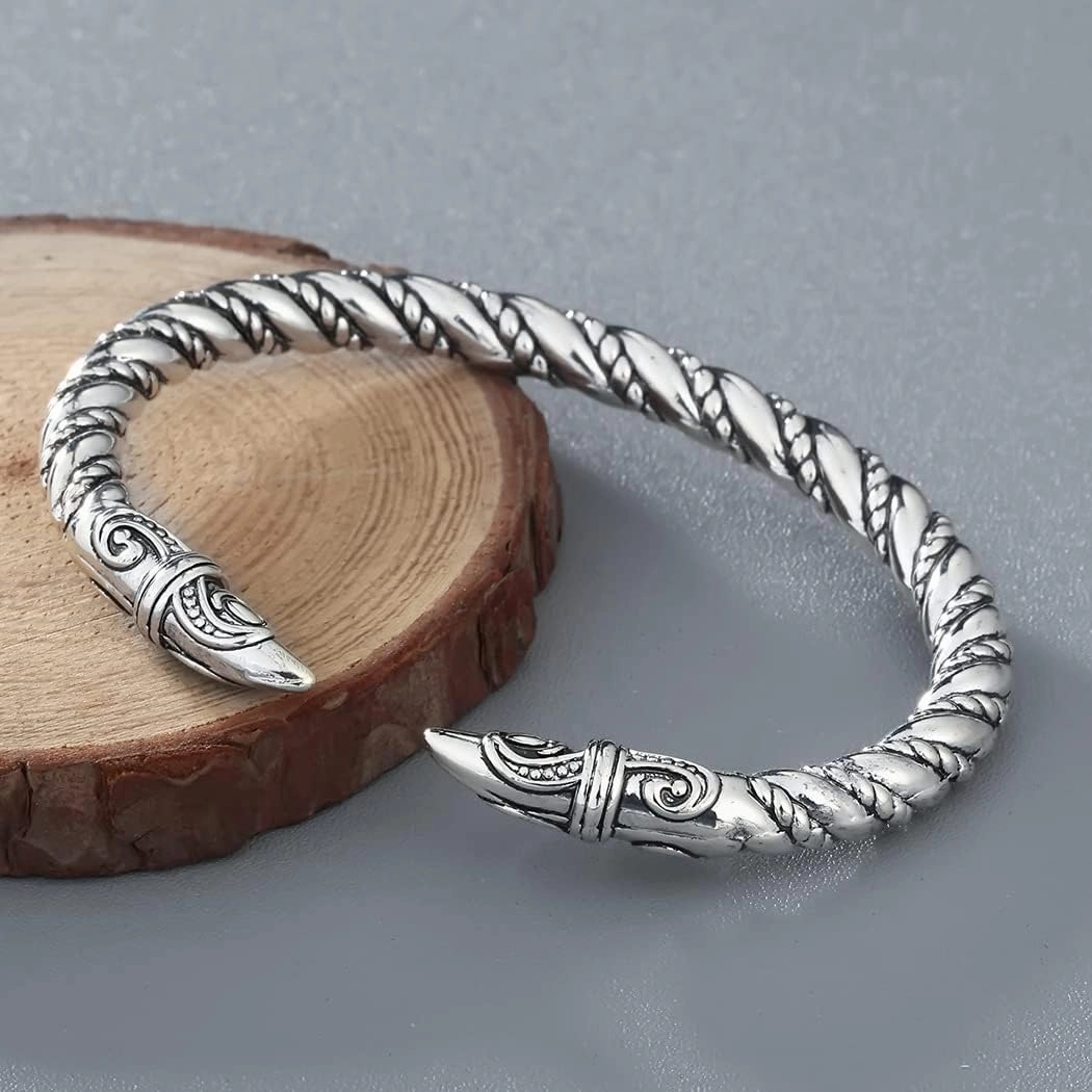 Viking Bracelet Mens Odin's Raven Heads Ragnar Arm Ring Norse Torc Jewelry Pagan Elegant Twisted Cuff Bracelet: Unique Design with Intricate Detailing for Timeless Style and Sophistication