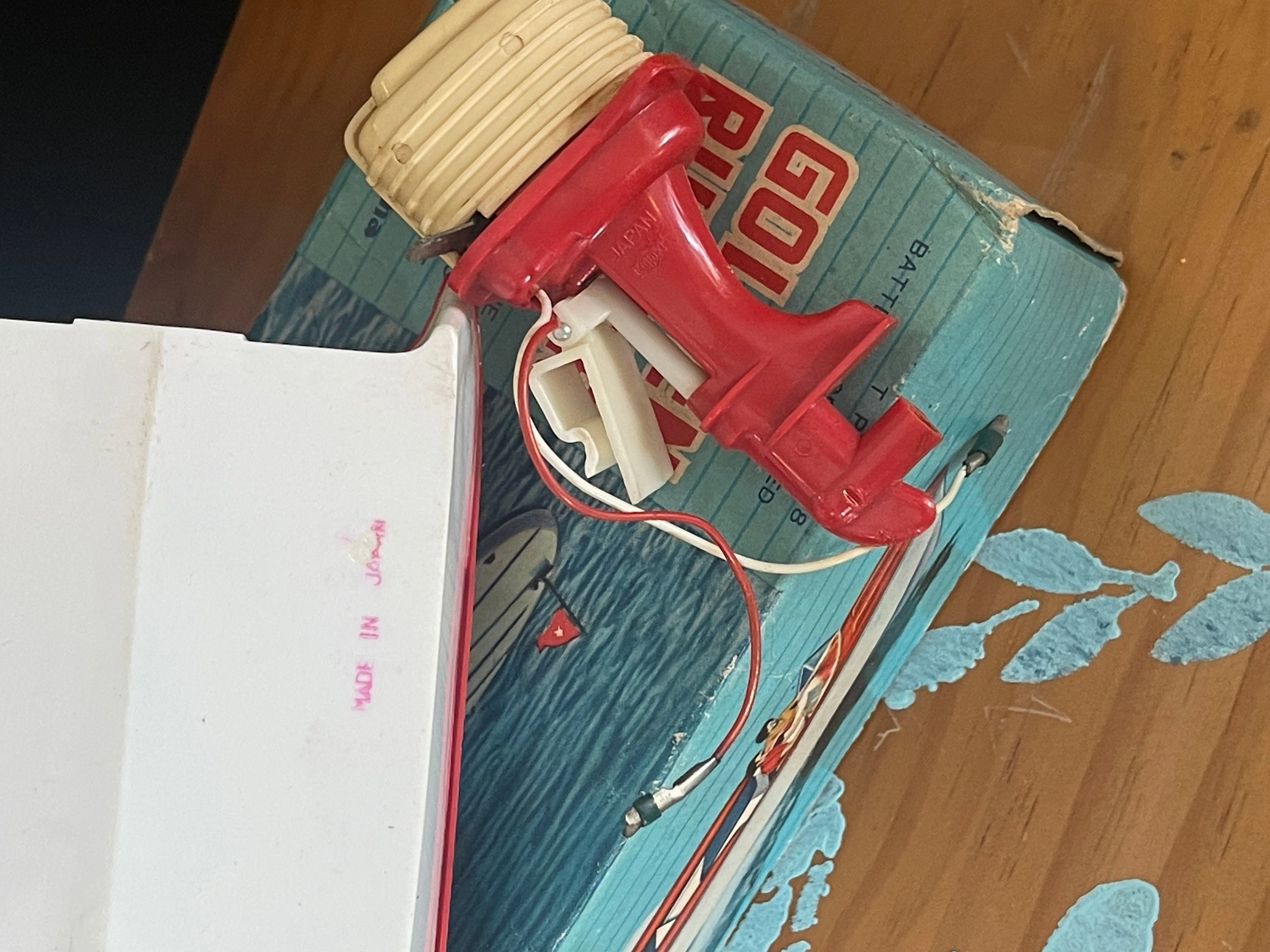 Vintage 60s 70s Golden Runner Battery Powered Toy Boat