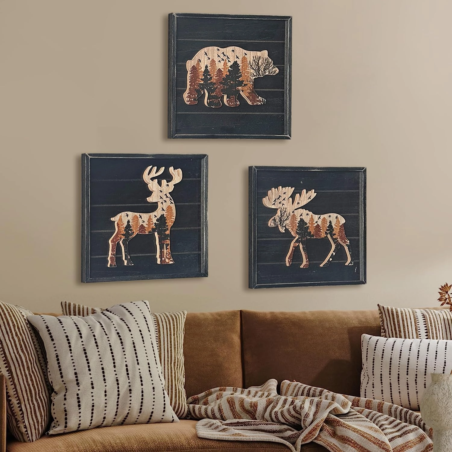 WAIU Cabin Wall Decor, Deer Elk Bear Rustic Wooden Forest Mountain Woodland Wildlife Lodge, Hunting, Cabin Interior Wall Decor,10 x 10 Inches set of 3