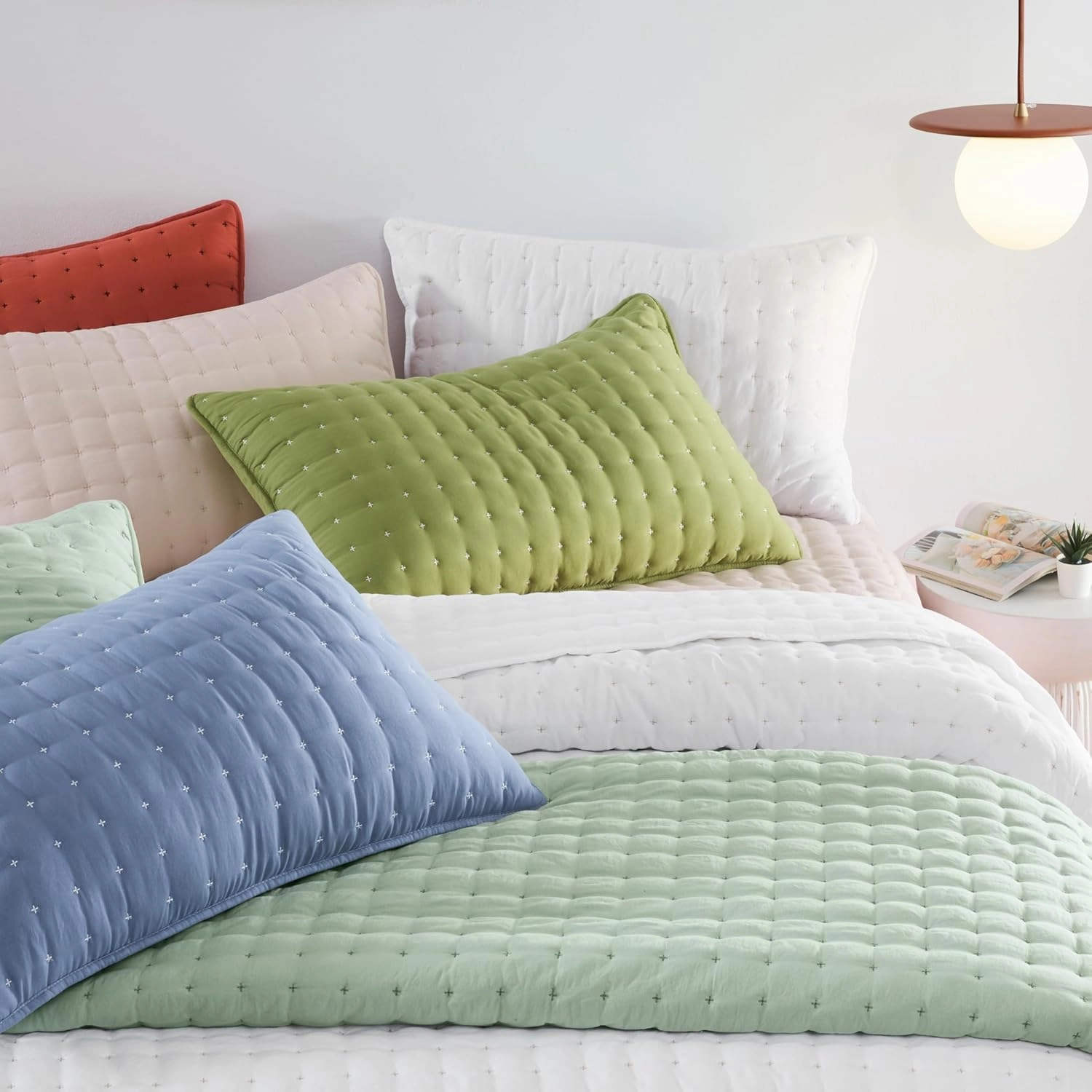 WDCOZY Ivory King Size Quilt Bedding Sets with 2 Pillow Shams, Lightweight Soft Bedspread Coverlet, Quilted Blanket Thin Comforter Bed Cover for All Season, 3 Pieces, 104x90 inches