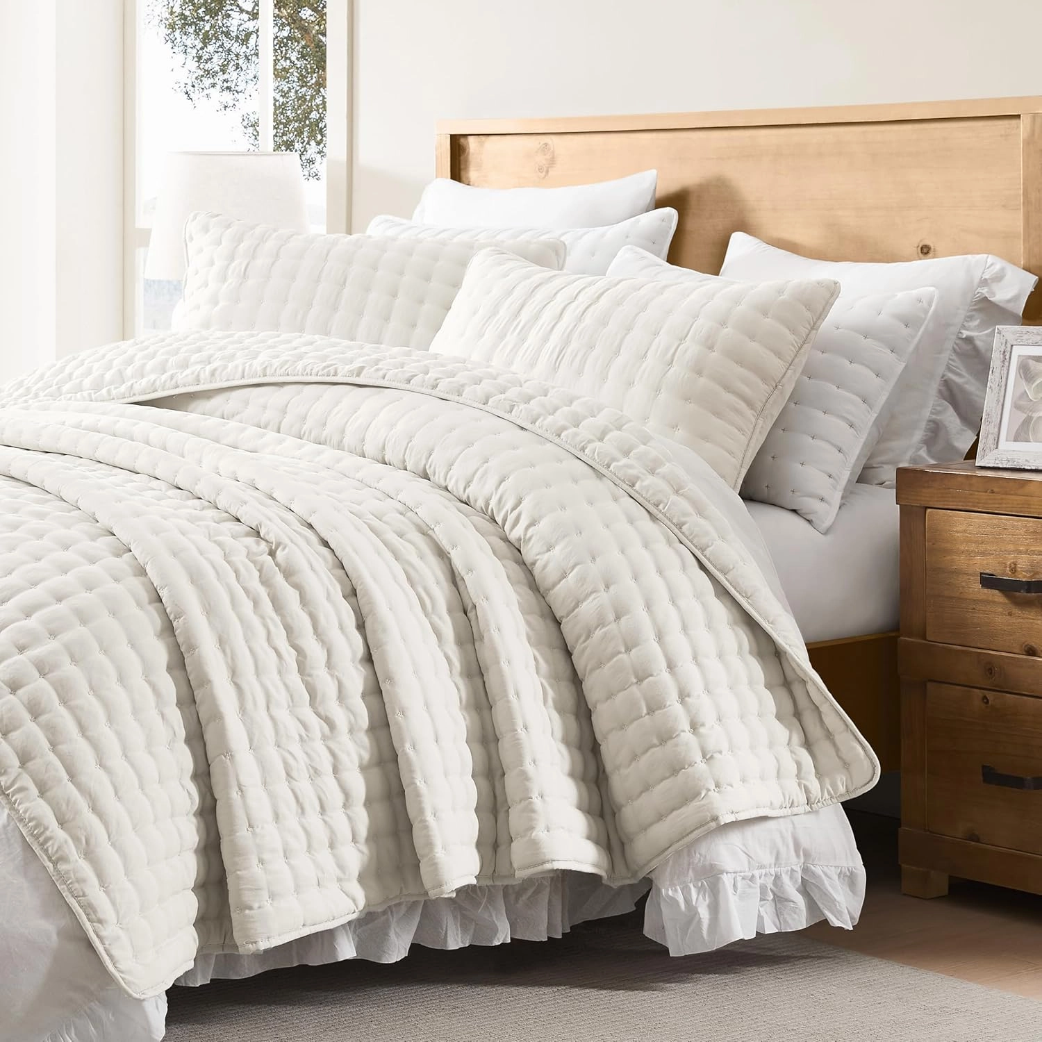 WDCOZY Ivory King Size Quilt Bedding Sets with 2 Pillow Shams, Lightweight Soft Bedspread Coverlet, Quilted Blanket Thin Comforter Bed Cover for All Season, 3 Pieces, 104x90 inches