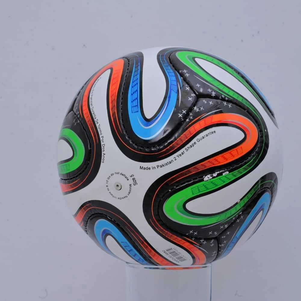World Cup 2014 Brazil Final Famous Match Ball Football Replica Soccer Ball Size 5 Soccer Ball World Cup is Made from Rexine 2014 World Cup Ball Birthday Gift for Soccer Fan